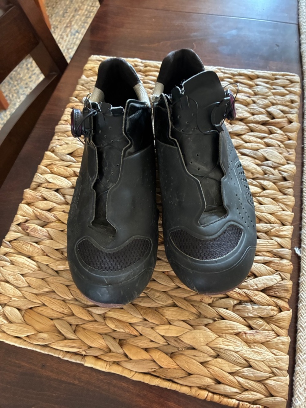 Ladies cycling shoes cleats